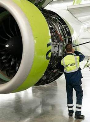 airBaltic выполнила первый C-Check самолета А220