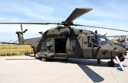 NHIndustries и ее компании-партнеры подписали контракт на разработку модернизированной версии тактического десантного вертолета NH90 (TTH)