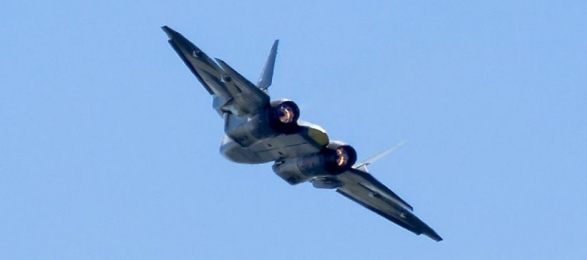Завершаются испытания систем связи истребителя Су-57 с землей