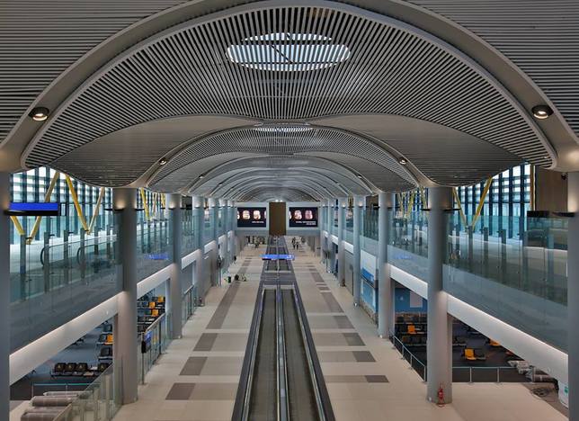 Открыта первая очередь нового аэропорта Стамбула