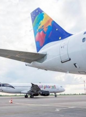 Литовская Small Planet Airlines запустила процедуру реструктуризации