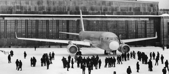 К годовщине первого полёта самолёта Ту-204