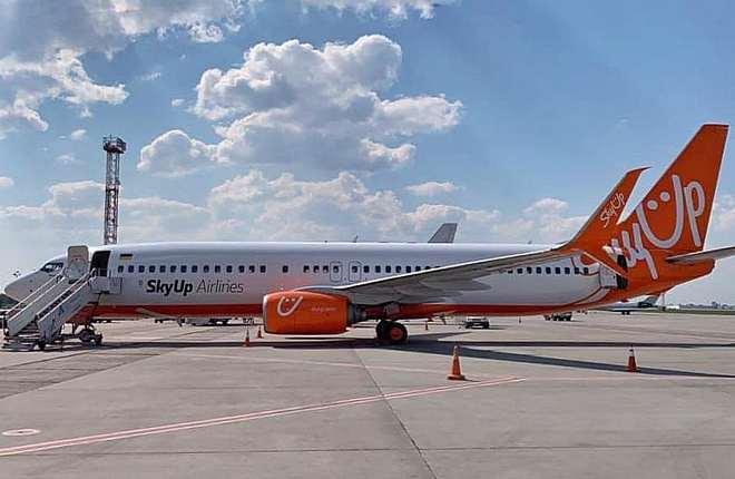 Флот украинской авиакомпании SkyUp пополнился седьмым Boeing 737