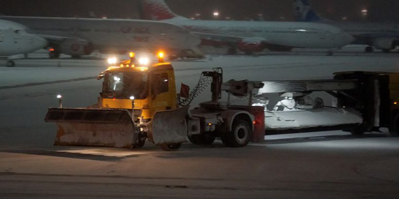 Из-за плохой очистки снега в Ульяновске произошёл инцидент с SSJ100