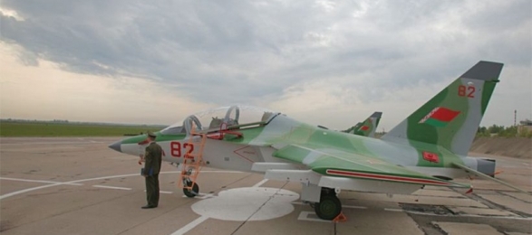 Авиабаза в Лиде получила ещё четыре Як-130