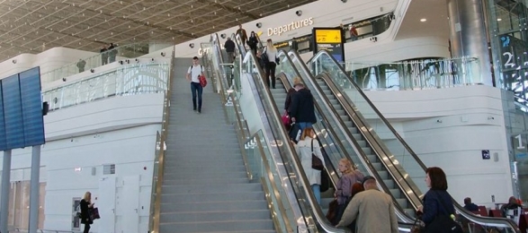 Аэропорт Симферополь начал обслуживать электронные посадочные талоны