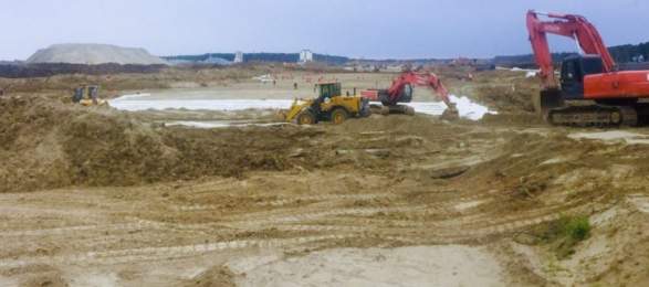 В новом аэропорту Тобольска до конца года завершится строительство ВПП