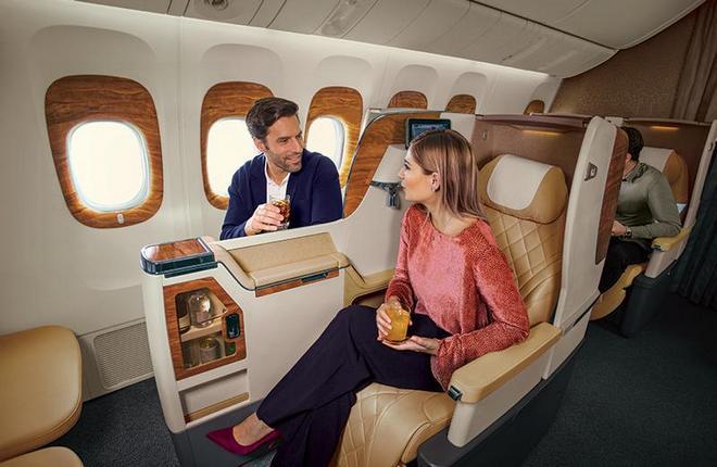 Emirates первая из крупных авиакомпаний запустила упрощенный тариф в бизнес-классе