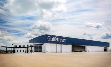 Gulfstream расширит сервисные центры в Америке и Англии