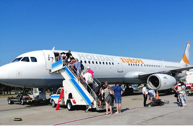 Новая болгарская авиакомпания Holiday Europe полетит в полсотни городов