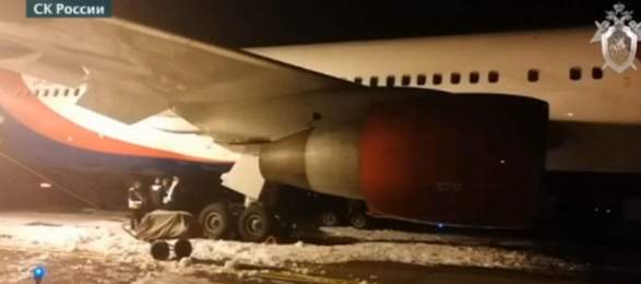 49 человек обратились за медпомощью после аварийной посадки «Боинга» в Барнауле