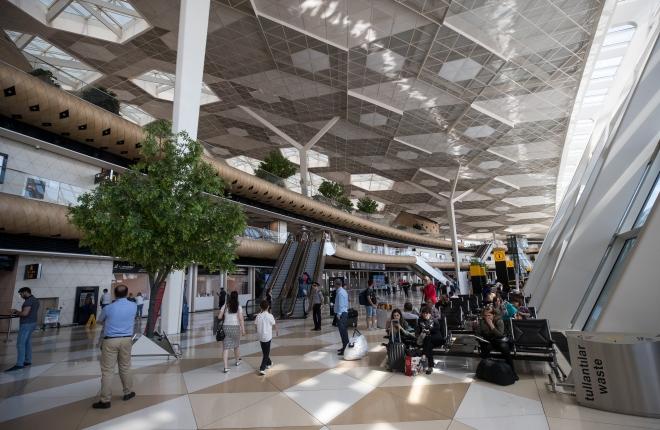 Аэропорт Баку за девять месяцев 2019 года обслужил 3,7 млн пассажиров