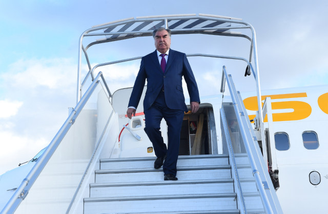 Главное за неделю: динамичный глава Air Astana, европейские вертушки в Таджикистане, Ryanair полетела в Грузию