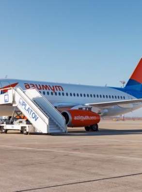 Авиакомпания "Азимут" получила последний Superjet 100 в 2019 году