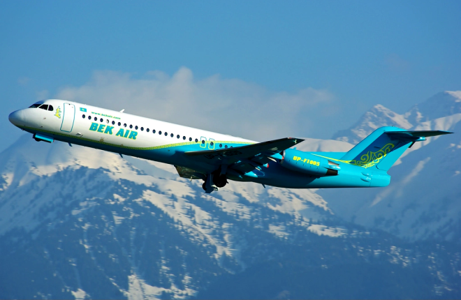 Казахстанский регулятор нашел нарушения в авиакомпании Bek Air