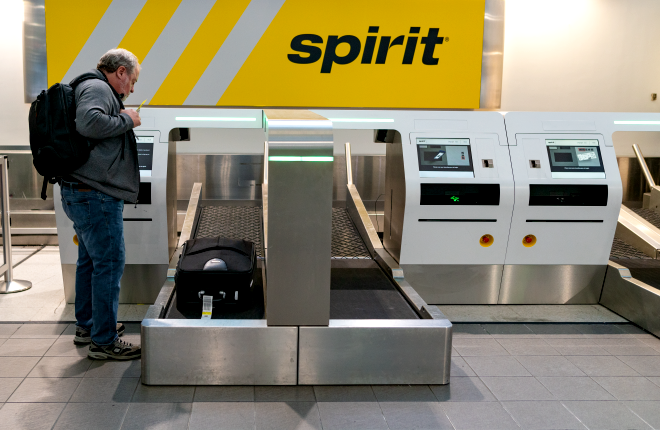 Авиакомпания Spirit автоматизировала сдачу багажа в аэропорту Нью-Йорка