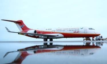 Китайская корпорация COMAC передала перевозчикам 22 региональных самолета ARJ21-700