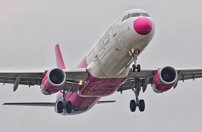 Европейский лоукостер Wizz Air забазируется в Пулково