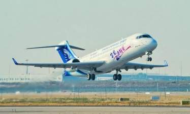 Количество эксплуатантов китайского регионального самолета ARJ21 выросло до семи