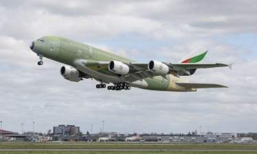 Последний серийный Airbus A380 улетел из Тулузы
