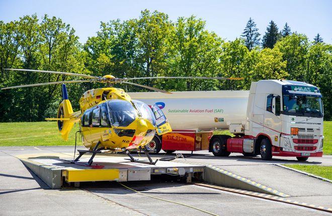 Спасательный вертолет впервые совершил полет на биотопливе