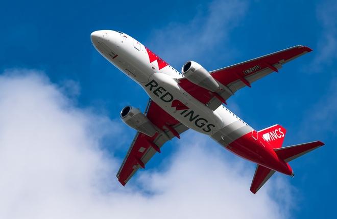 Авиакомпания Red Wings удвоила парк самолетов Superjet 100