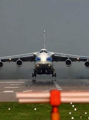 Канада требует заплатить более 220 тыс. долларов за стоянку арестованного ею российского самолета Ан-124