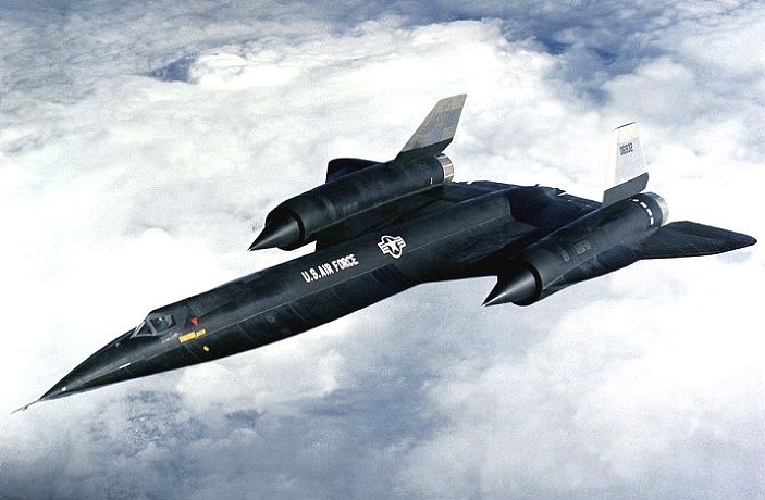 A-12 - американский самолет-шпион с электронными пушками