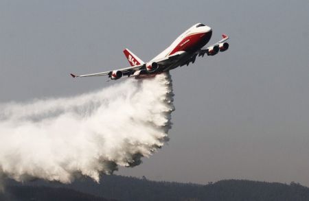 Самый большой пожарный самолет в мире Boeing 747 Supertanker. Особенности конструкции, сравнительные характеристики