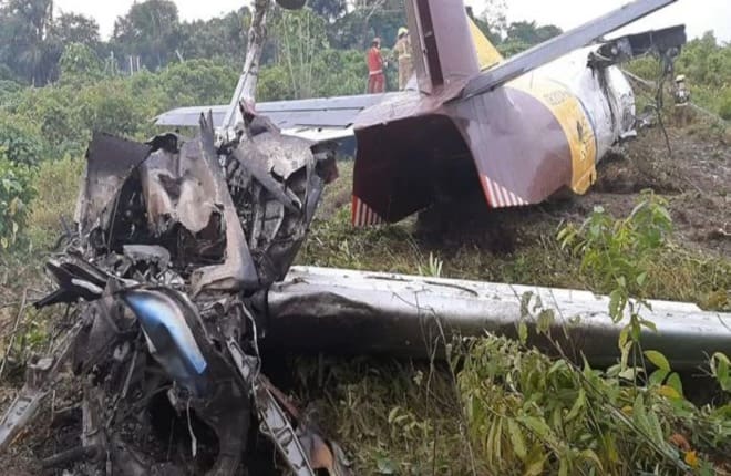 Самолет Ан-32 Антонова авиакомпании AerCaribe разбился при посадке в Перу