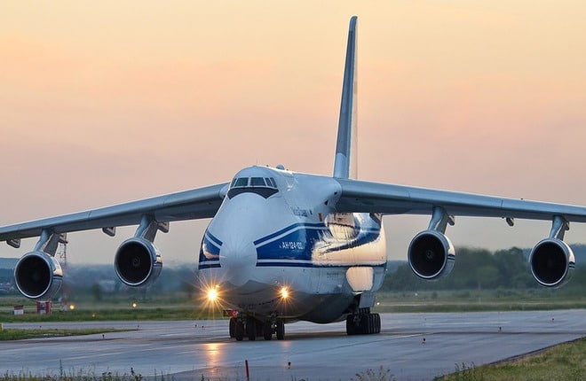 АН-124 самолет