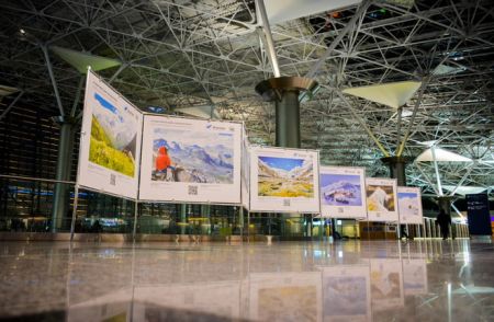 В аэропорту Внуково открылась фотовыставка «Путешествуйте дома»
