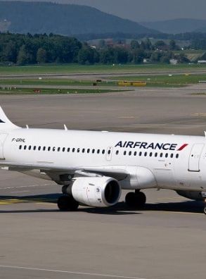 Air France запустит рейсы из Петербурга и Москвы в Париж