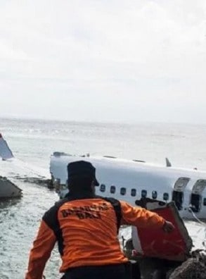 Крушение самолета Boeing 737-500 индонезийской авиакомпании Sriwijaya Air