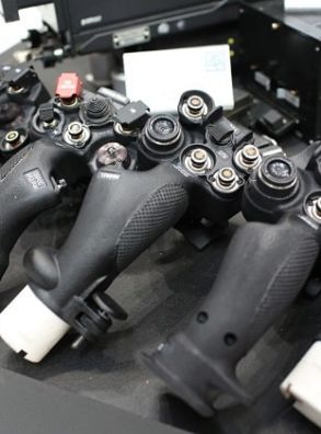КРЭТ представил на HeliRussia новый рулевой привод для автопилота