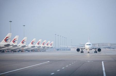 Крупнейшие авиакомпании Китая убыточны, несмотря на восстановление внутреннего рынка