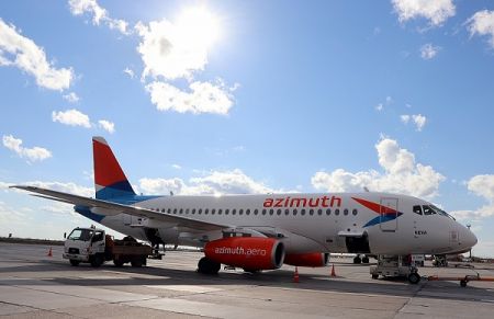 Авиакомпания "Азимут" открыла рейсы из Нового Уренгоя в Нижнекамск и Краснодар