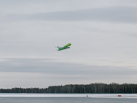 Из Тобольска состоялся первый регулярный авиарейс в Новосибирск
