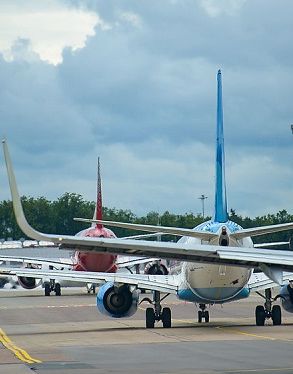 Авиакомпании России испугались ухода пассажиров к зарубежным конкурентам