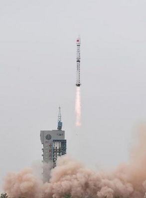 В Китае запустили новый ресурсный спутник