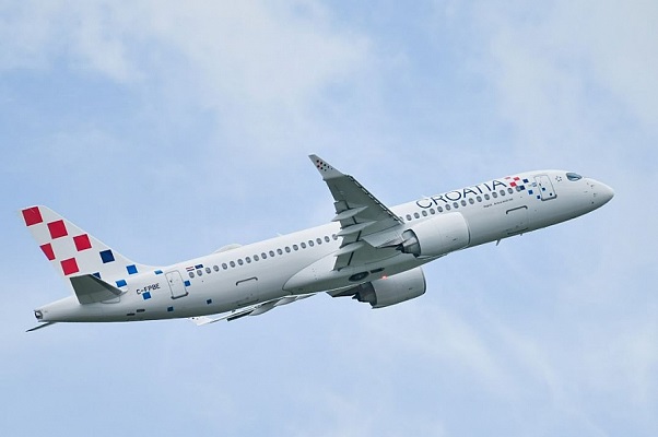 Самолет Airbus A220 авиакомпании Croatia Airlines